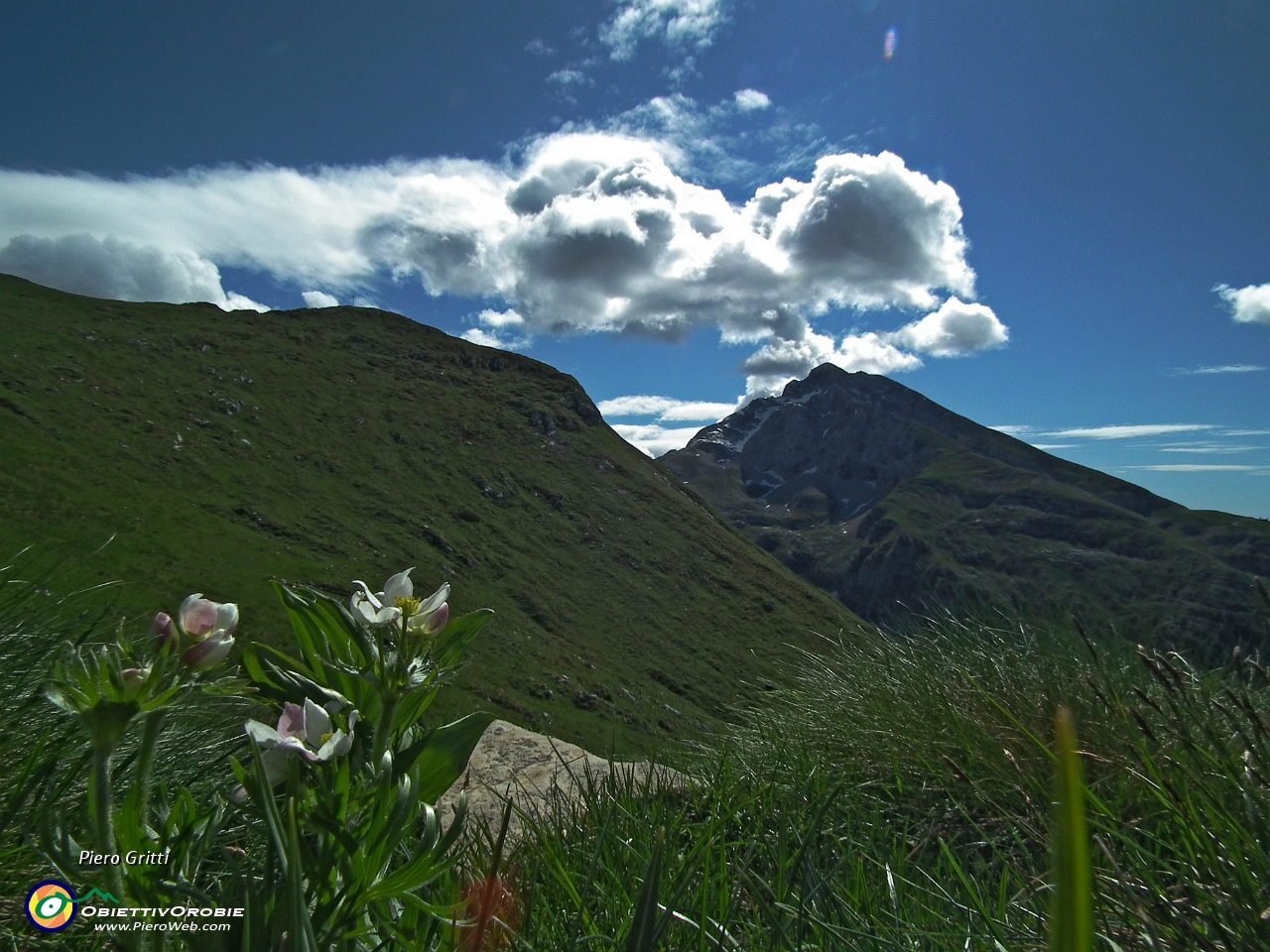 31 Monte Vindiolo e Pizzo Arera....JPG